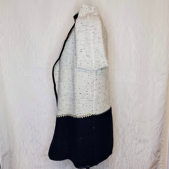 Jeune Jeunesse Metallic Knit Sequin Sweater - Picture 3 of 9